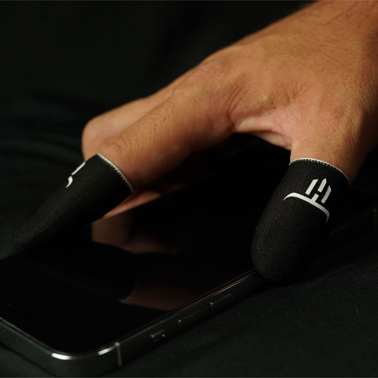 Breathable silver fiber material of MinoanGZ gaming thumb sleeves